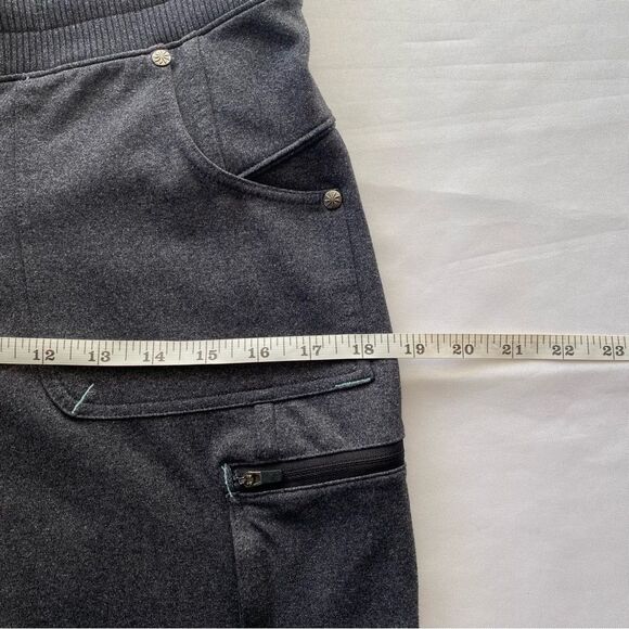 Athleta Dark Heather Gray Northpeak Cargo Pants Size Small - Picture 14 of 16